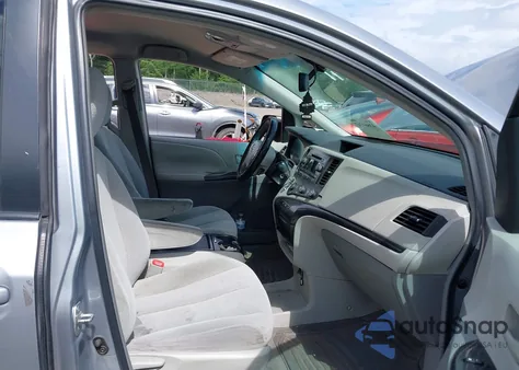 2011 Toyota Sienna Le V6 from USA, damaged, VIN 5TDKK3DC5BS074331